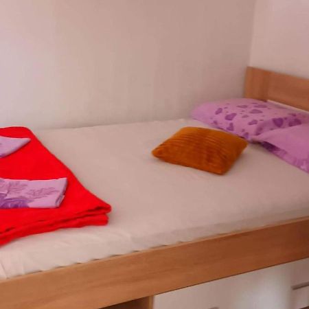 Apartman Petra Trpanj Exterior foto